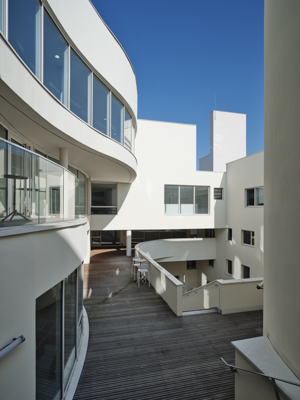 cultural center cergy pontoise by jean pierre lott
