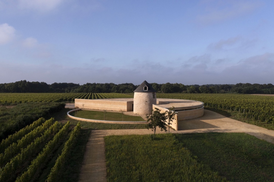 wine storehouse in sarzeau by carmen maurice architecture e1732266368630