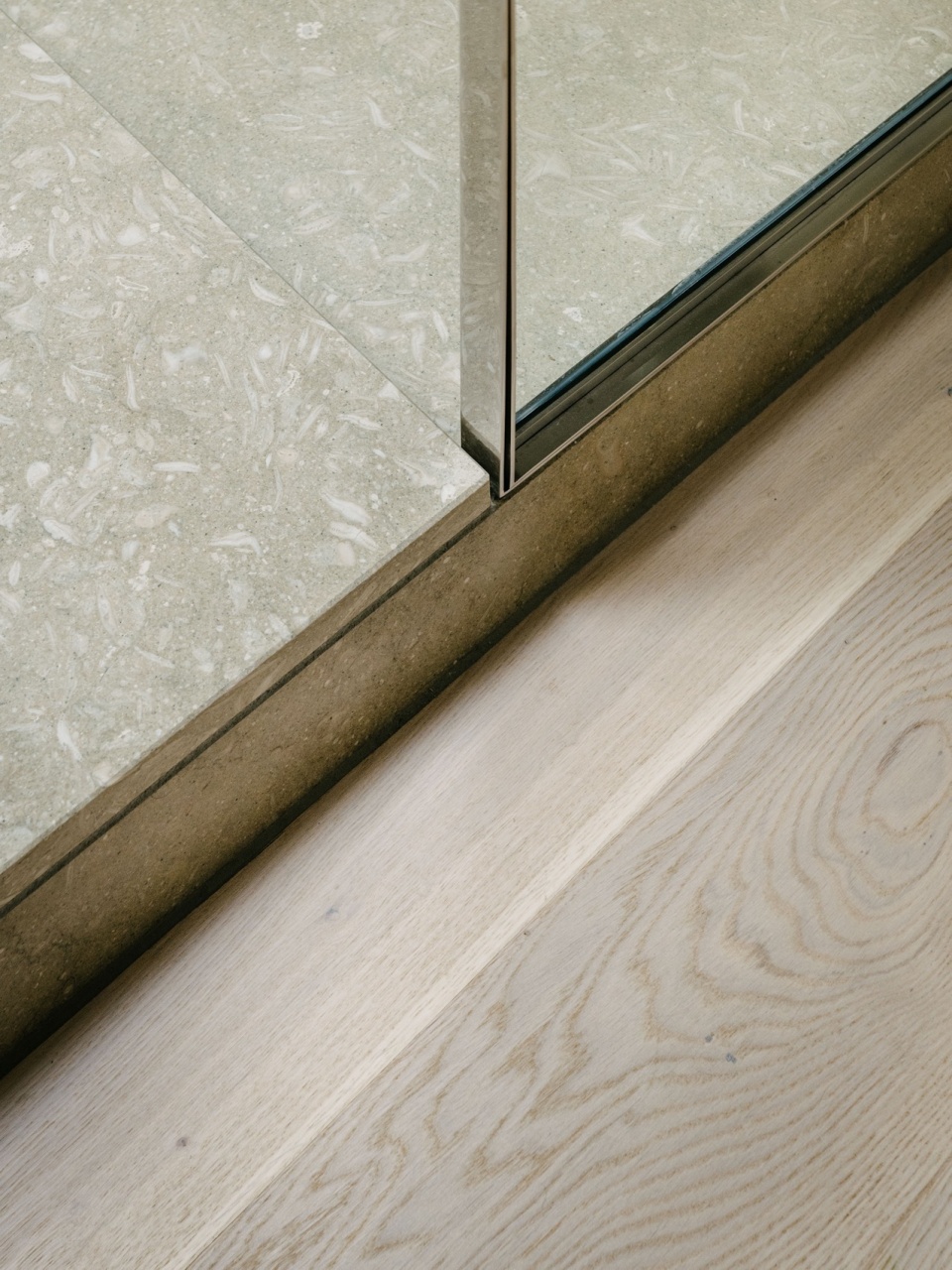 The Green Box by Ester Bruzkus Architekten