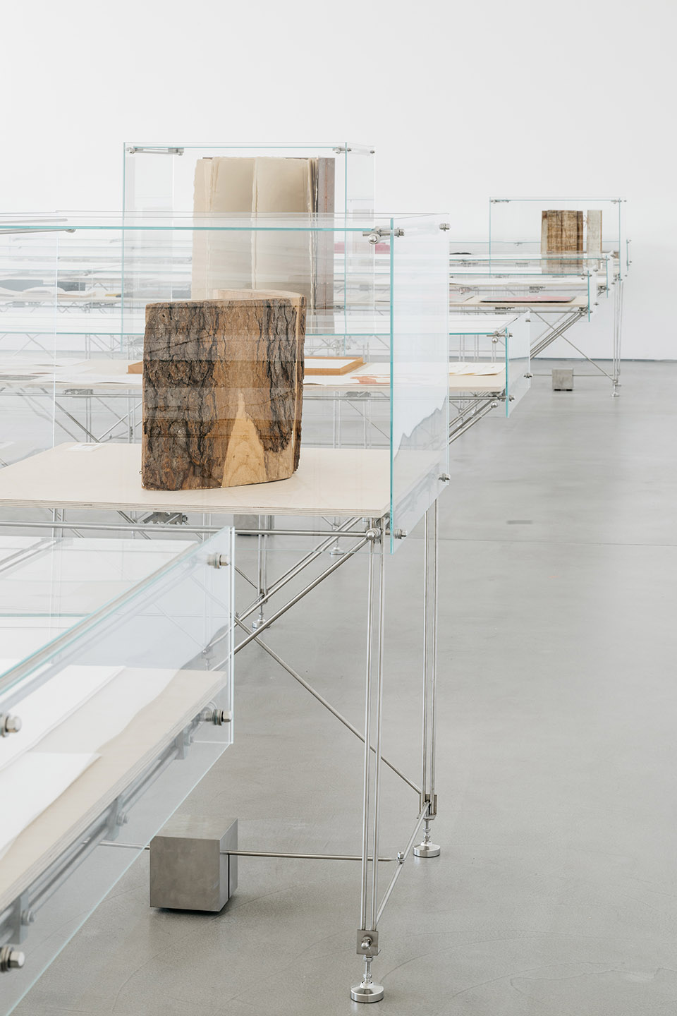 hangzhou x sign space furniture exhibition by spacestation