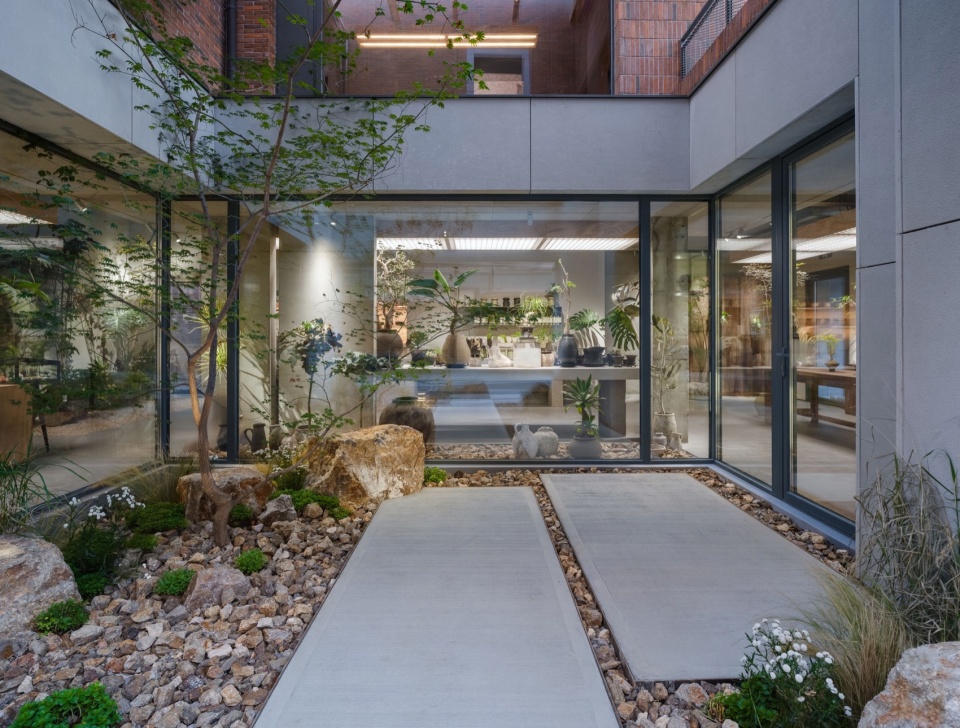 wildgreen botanic garden by studio yuda