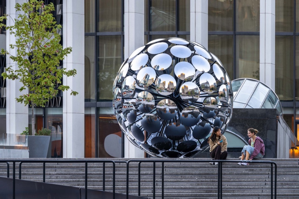 ORB Place des Arts by SpY