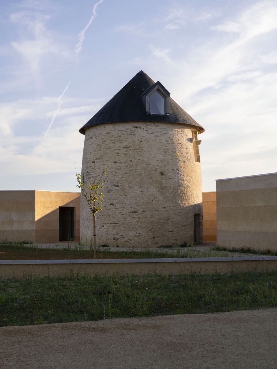 wine storehouse in sarzeau by carmen maurice architecture