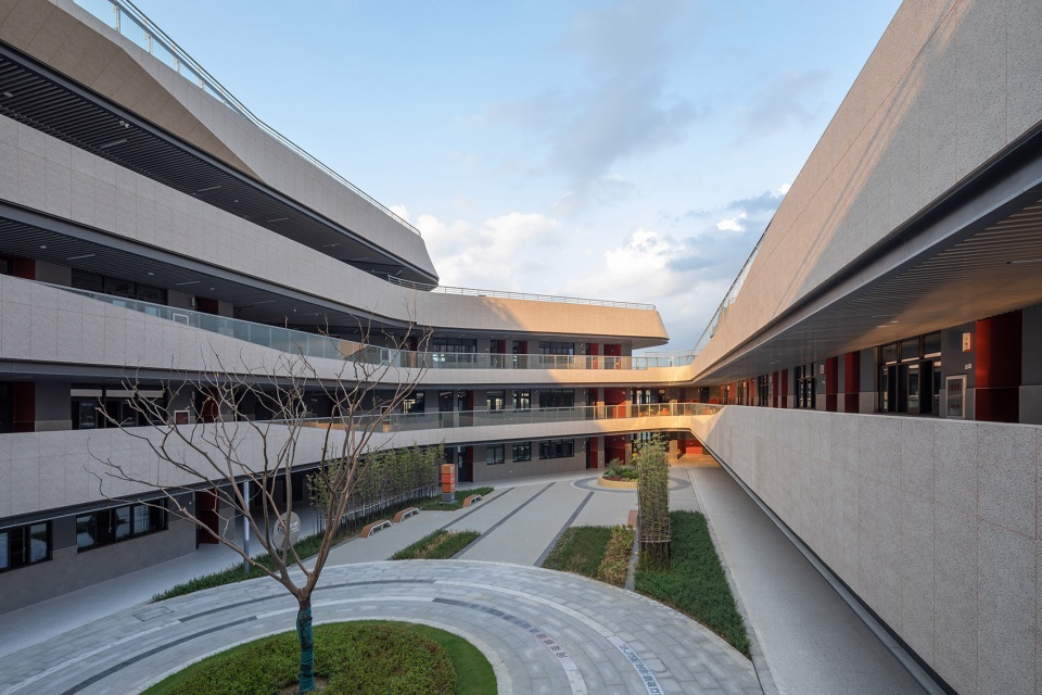 wuxi xinfang experimental middle school by cd design center 5qg