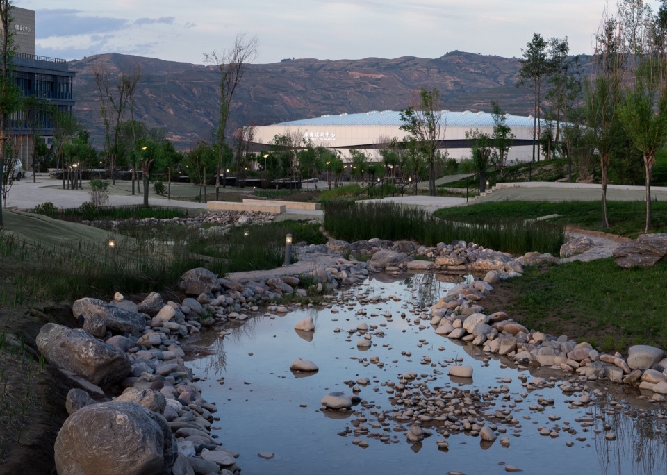 Qinghai Institute of Technology by THAD