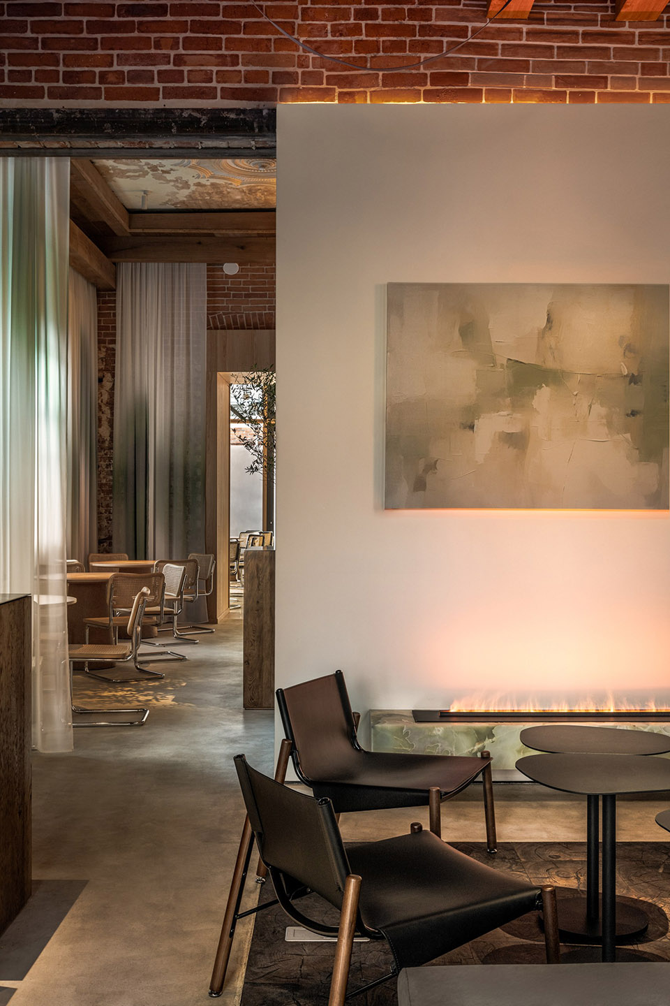 ave bistro by da bureau