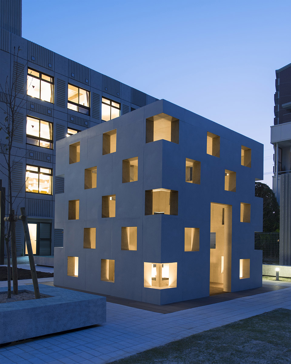 monolith in fukuoka by sako architects