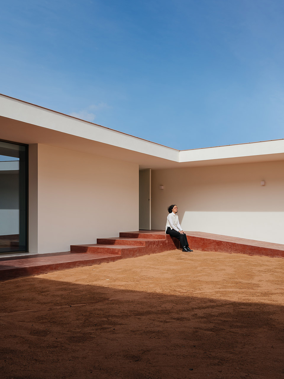 patio iv house by volume architecture lisbon studio