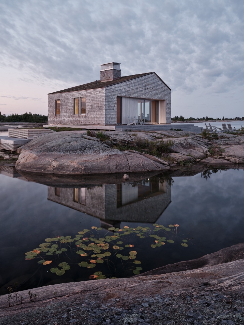 Whistling wind Island by Akb Architects