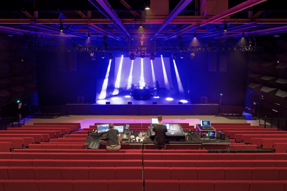 cultural center cergy pontoise by jean pierre lott
