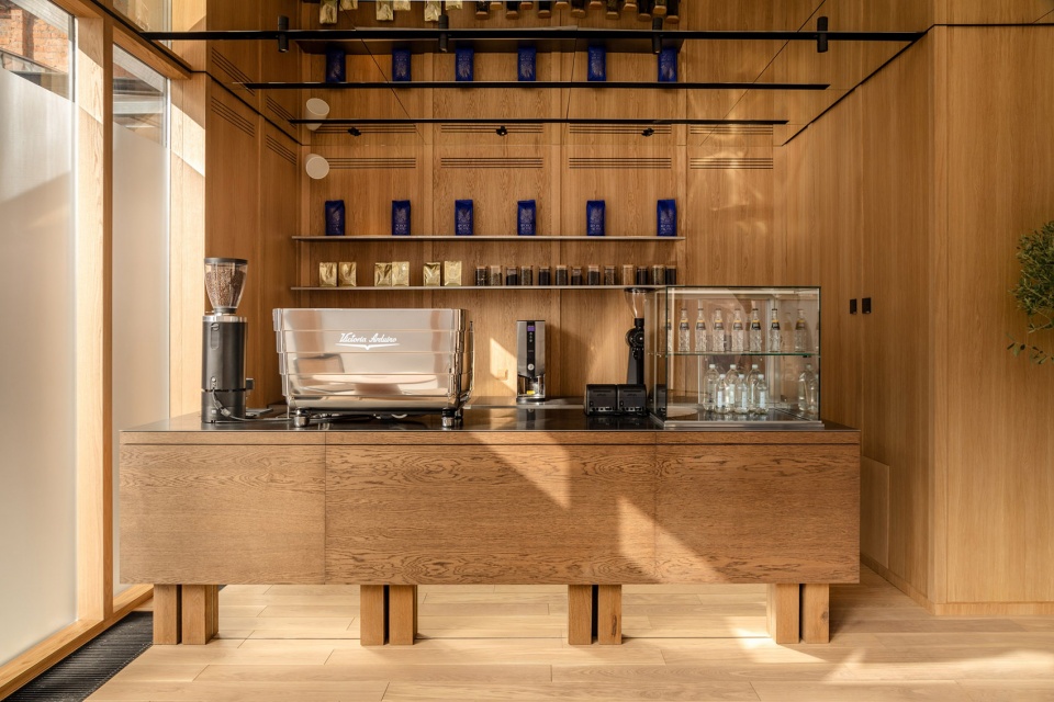 ave bistro by da bureau