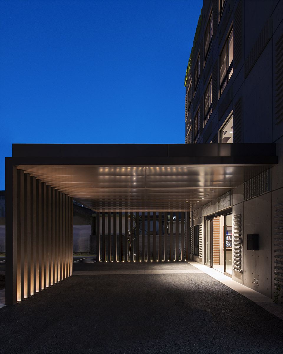 monolith in fukuoka by sako architects
