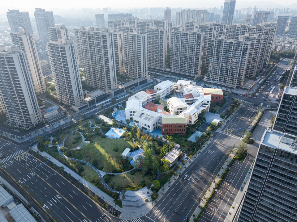 yiwu zongze class 36 kindergarten designed by 9m design