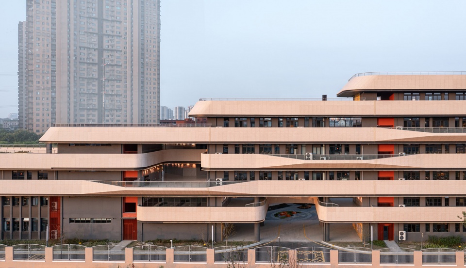 wuxi xinfang experimental middle school by cd design center t9u