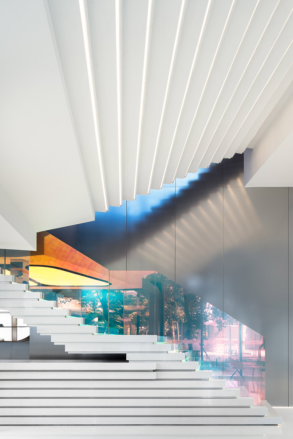 smart shenzhen flagship center by apluss