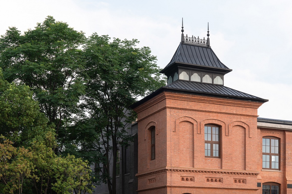 the renewal of the former ewo cotton mill by ecadi