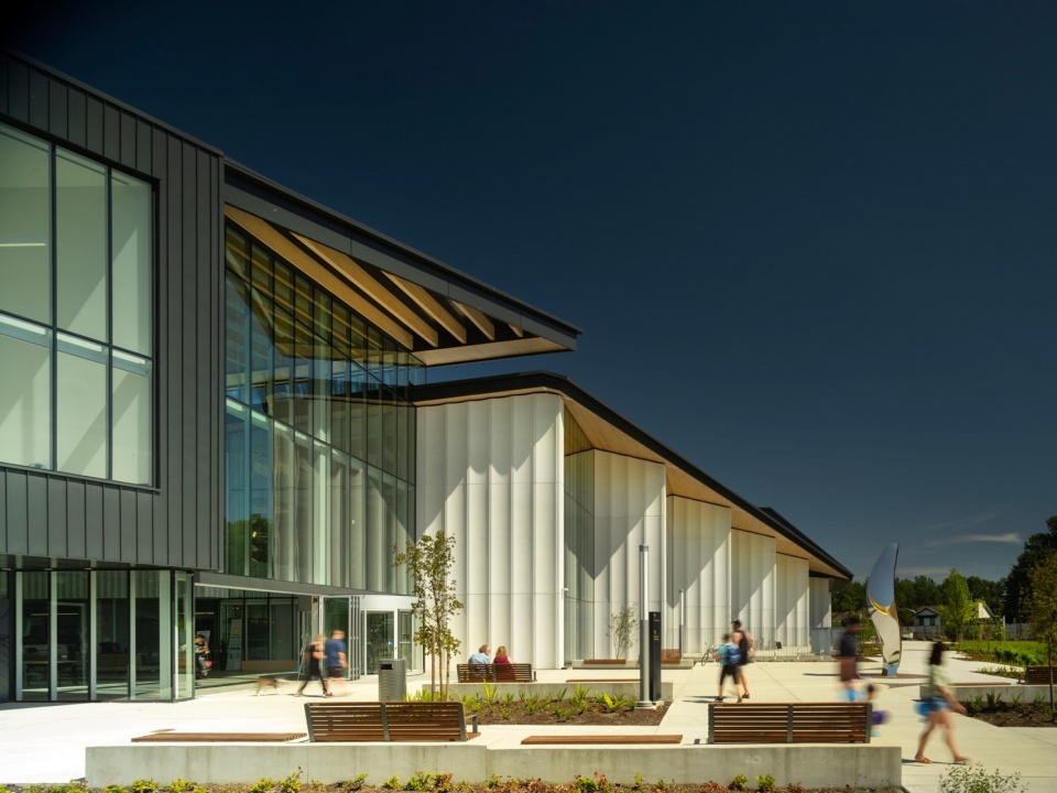 the temesewtx w Aquatic and Community Centre by hcma architecture design