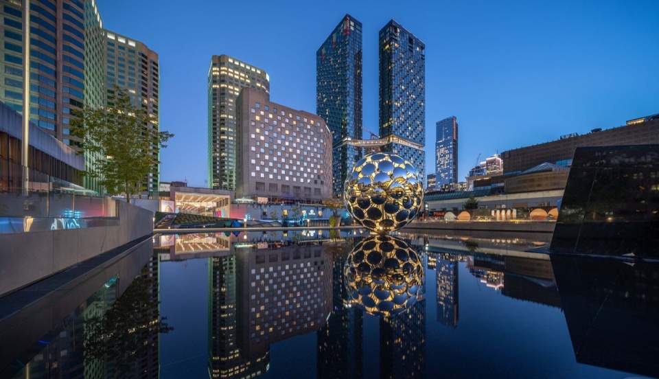 ORB Place des Arts by SpY
