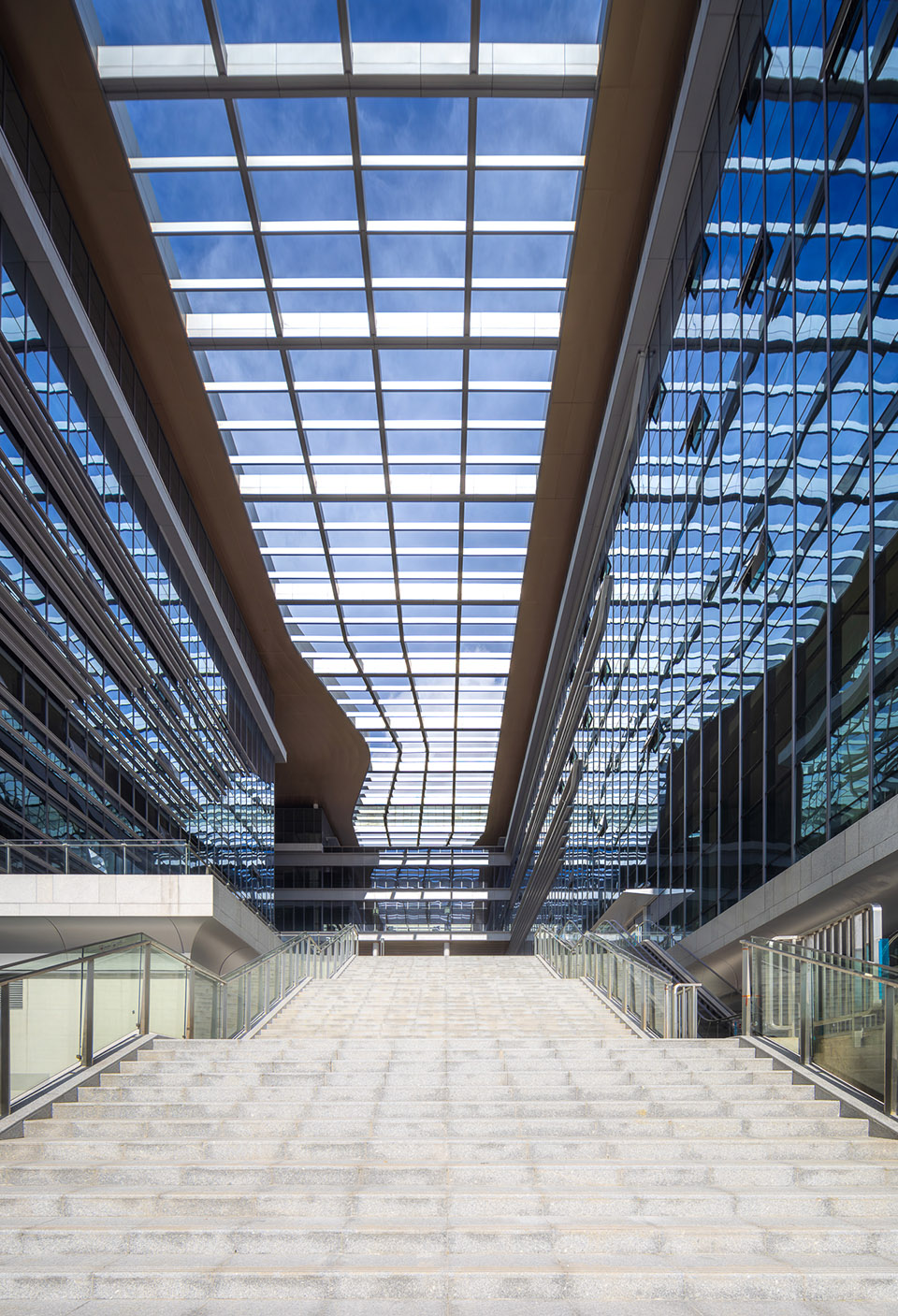 zhuhai civil service centre by 10 design