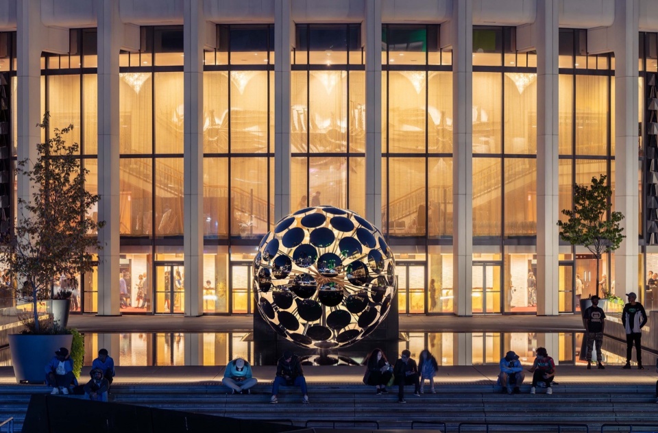 ORB Place des Arts by SpY