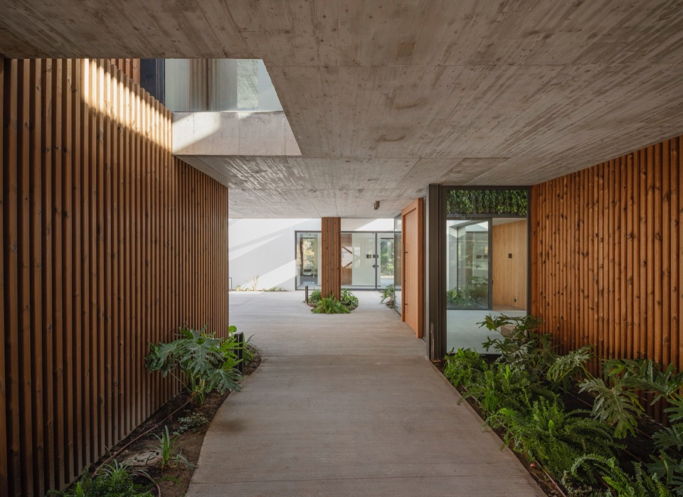 Villa El Alcornoque FLOW81 Architecture Lab
