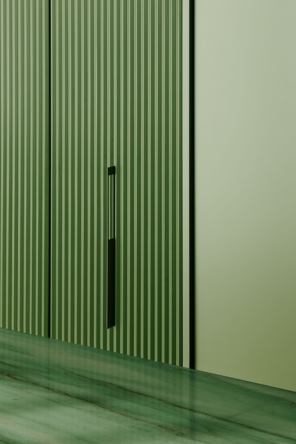 The Green Box by Ester Bruzkus Architekten