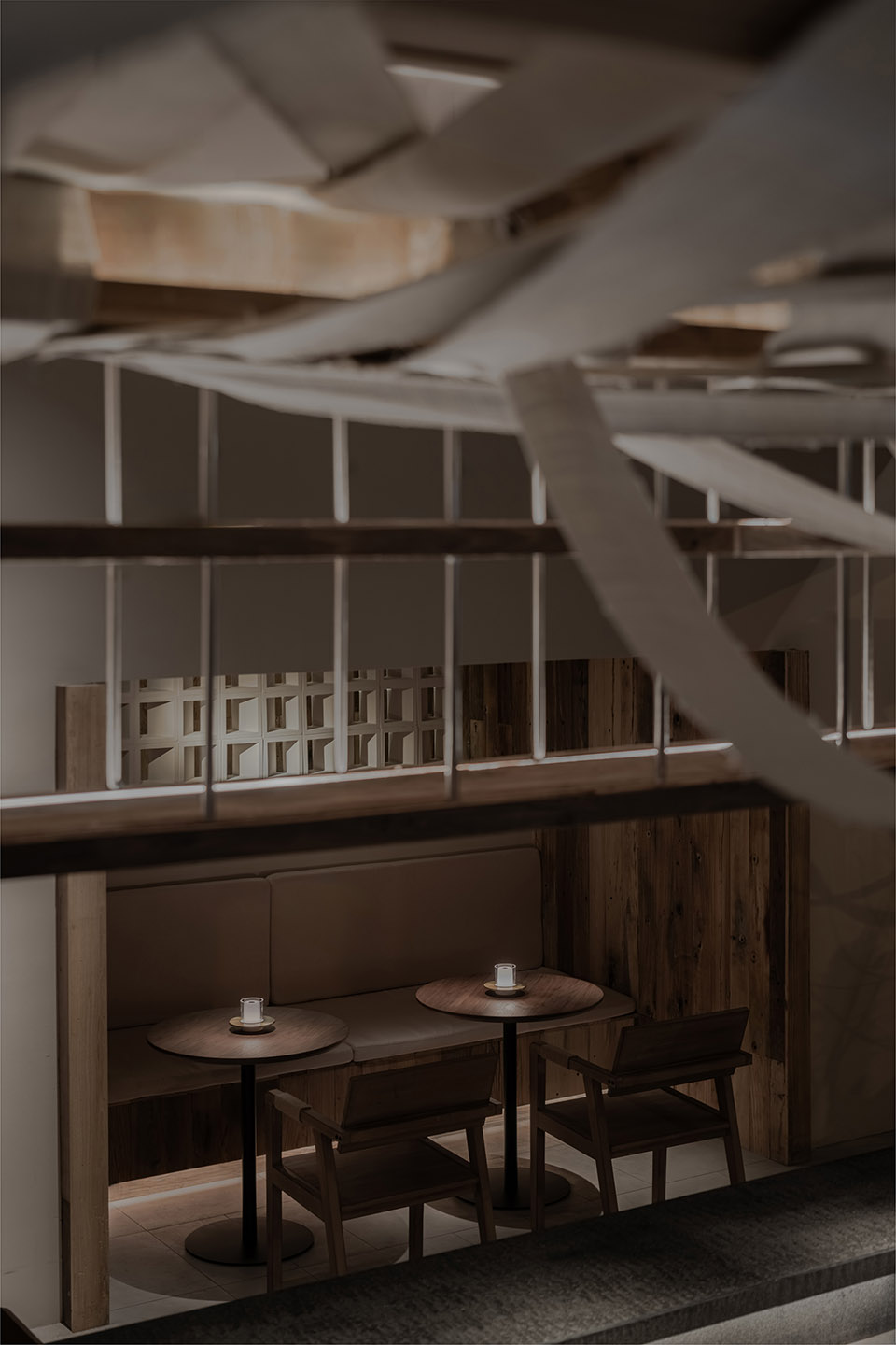 ajiangs bar by fancy space