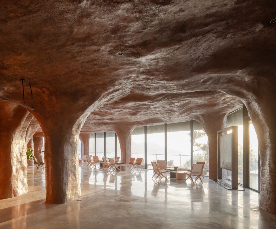 The Blue Insight Cave Space by Donghai No 1 Road by 3andwich Design Hewei Studio
