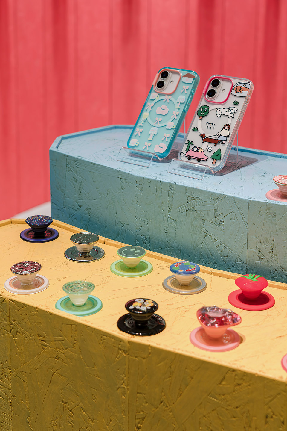popsockets pop up store by tens atelier