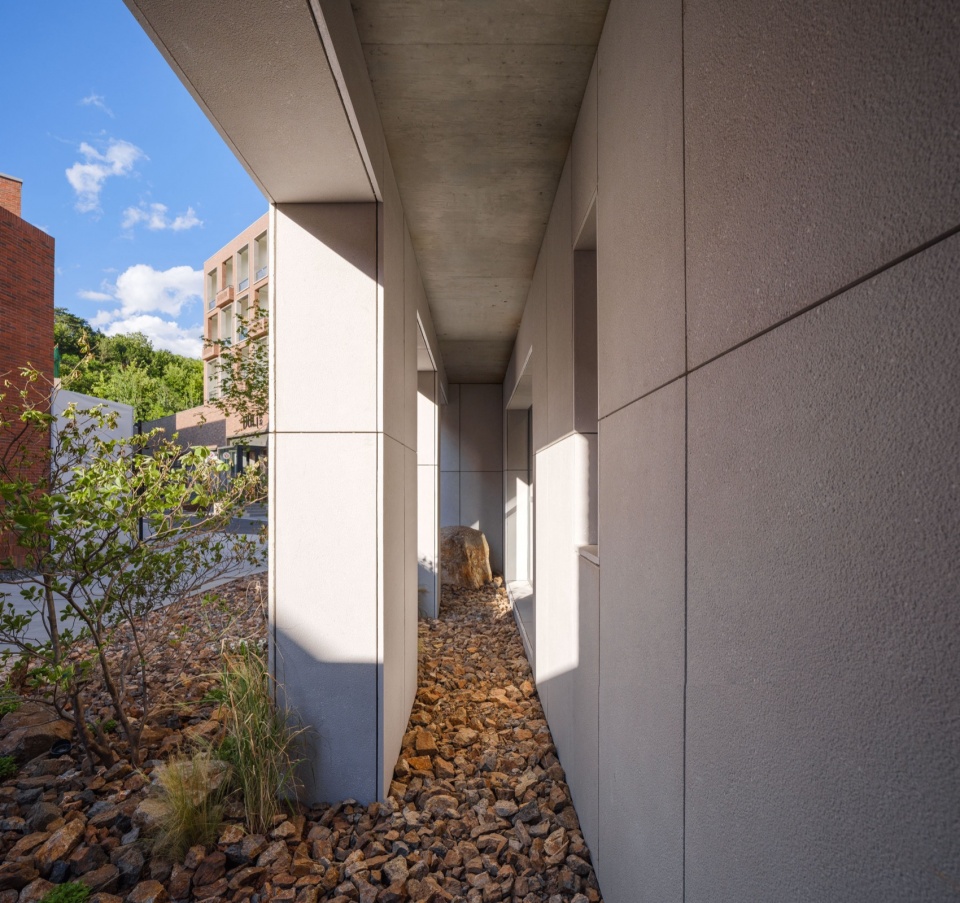 wildgreen botanic garden by studio yuda