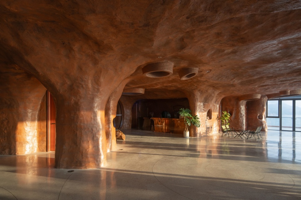 The Blue Insight Cave Space by Donghai No 1 Road by 3andwich Design Hewei Studio
