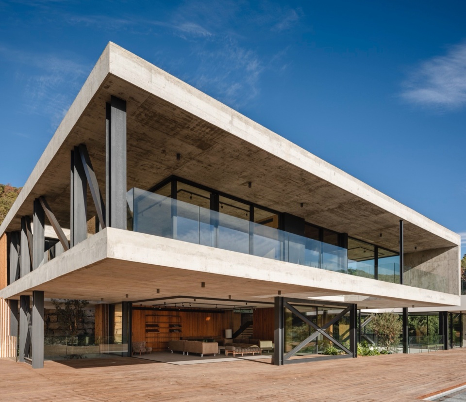 Villa El Alcornoque FLOW81 Architecture Lab