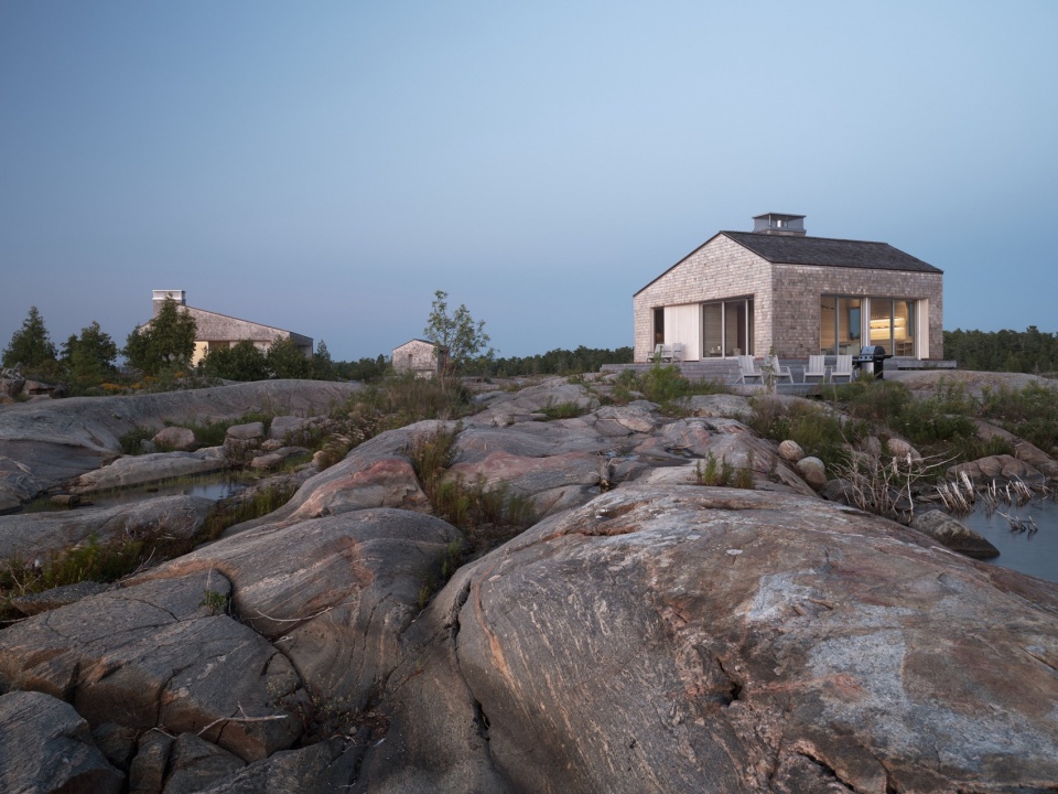 Whistling wind Island by Akb Architects