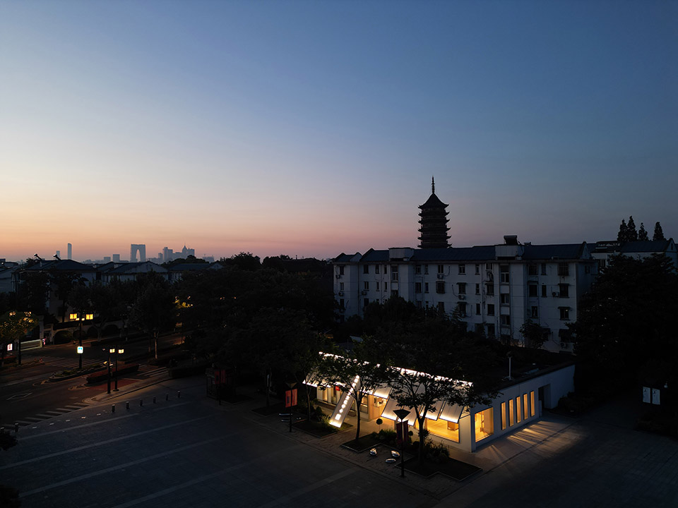 suzhou public culture visitor center by tsing tien making