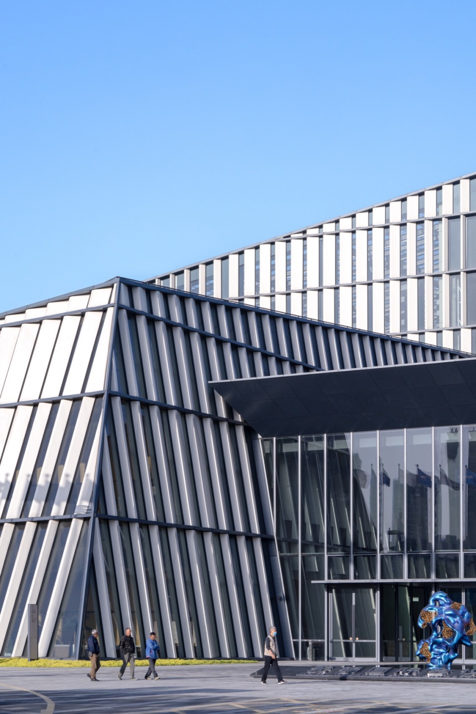 wuxi conference center by henning larsen