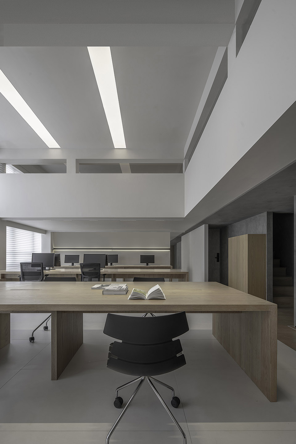 energy travel agency headquarters by c dd