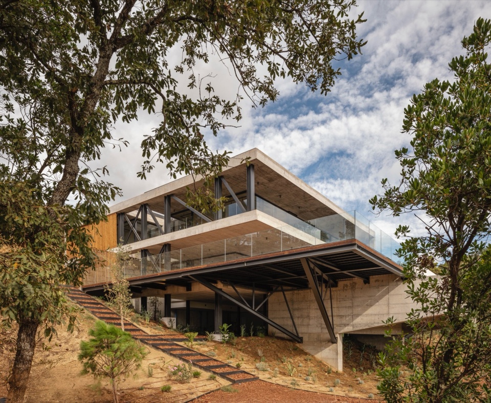 Villa El Alcornoque FLOW81 Architecture Lab