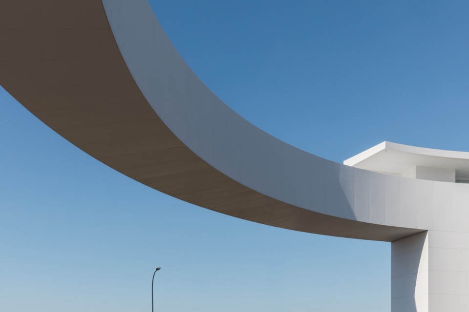 HALO by AM2 Arquitectos Arenas Asociados NOARQ