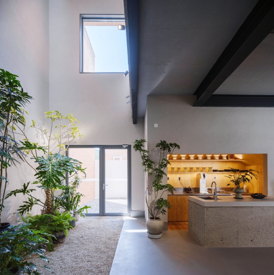 wildgreen botanic garden by studio yuda