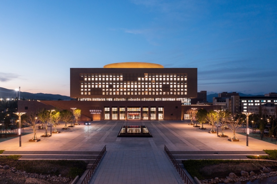 Qinghai Institute of Technology by THAD