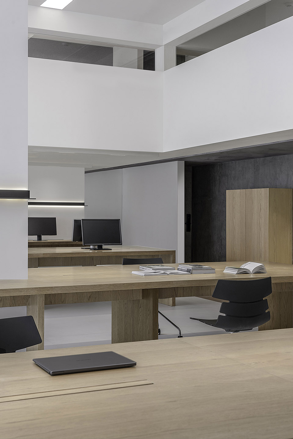 energy travel agency headquarters by c dd