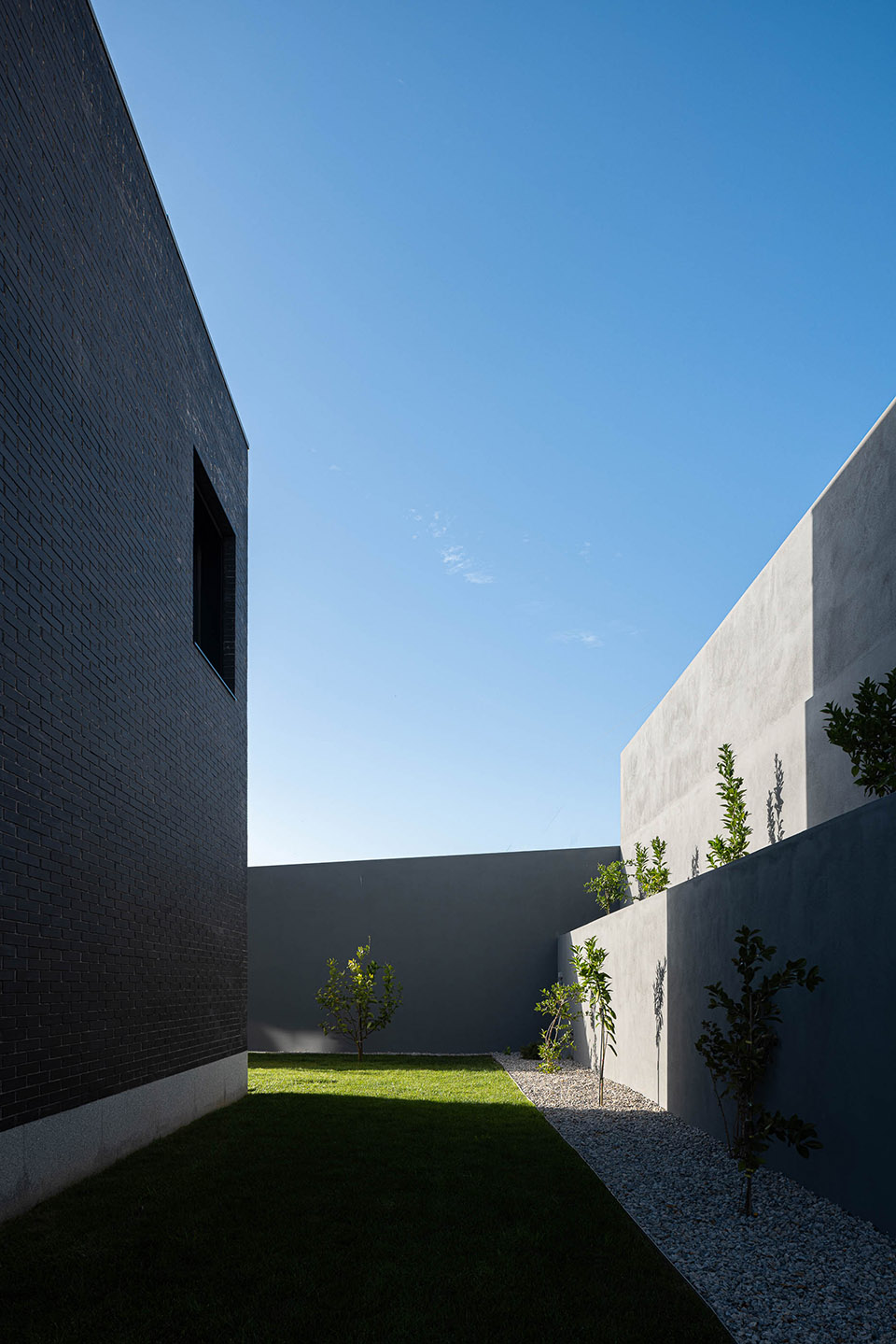 lblack house by m2 senos arquitectos