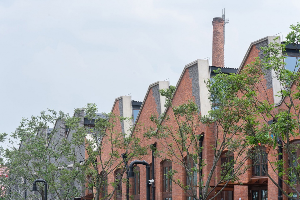 the renewal of the former ewo cotton mill by ecadi