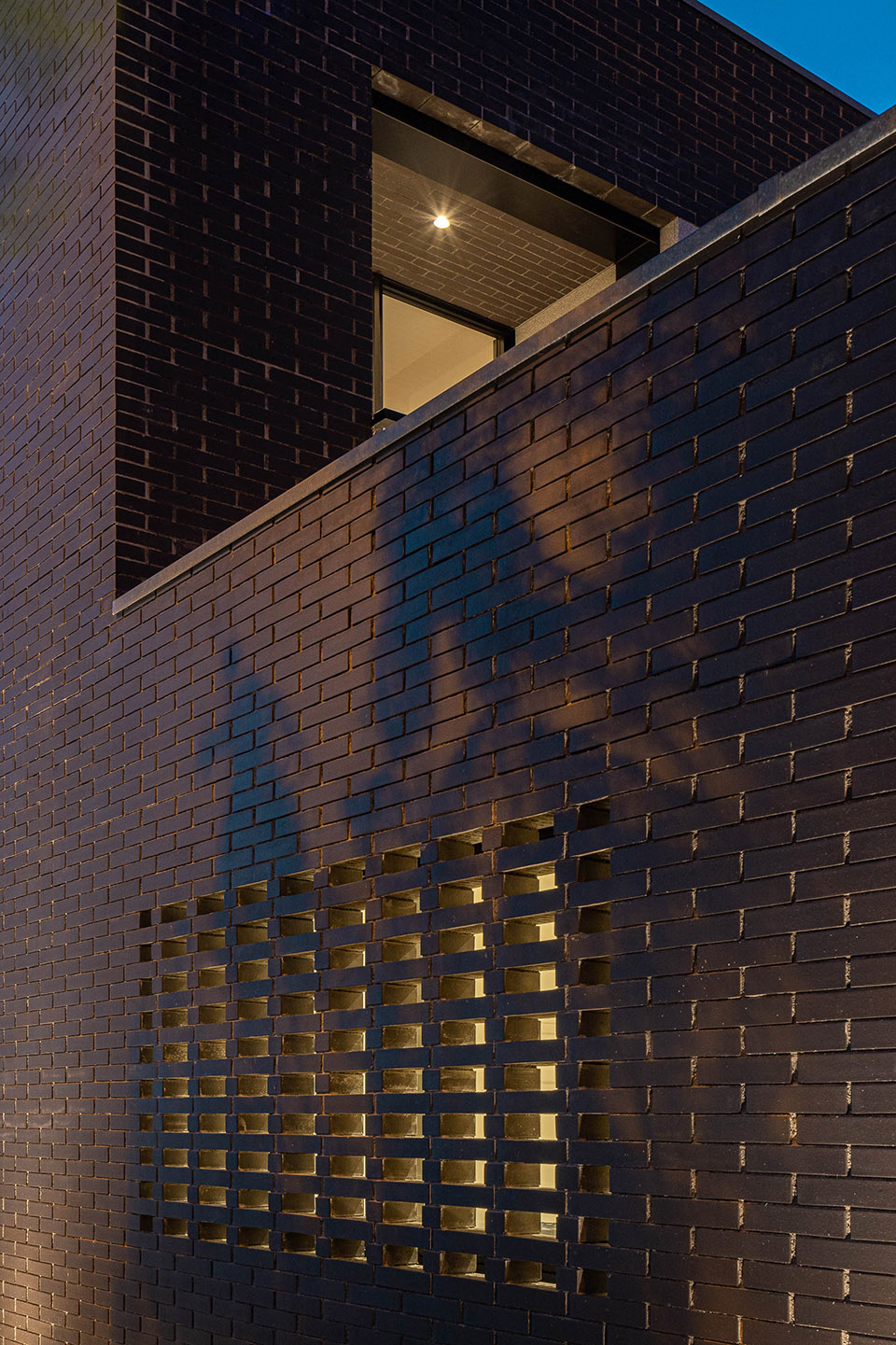 lblack house by m2 senos arquitectos