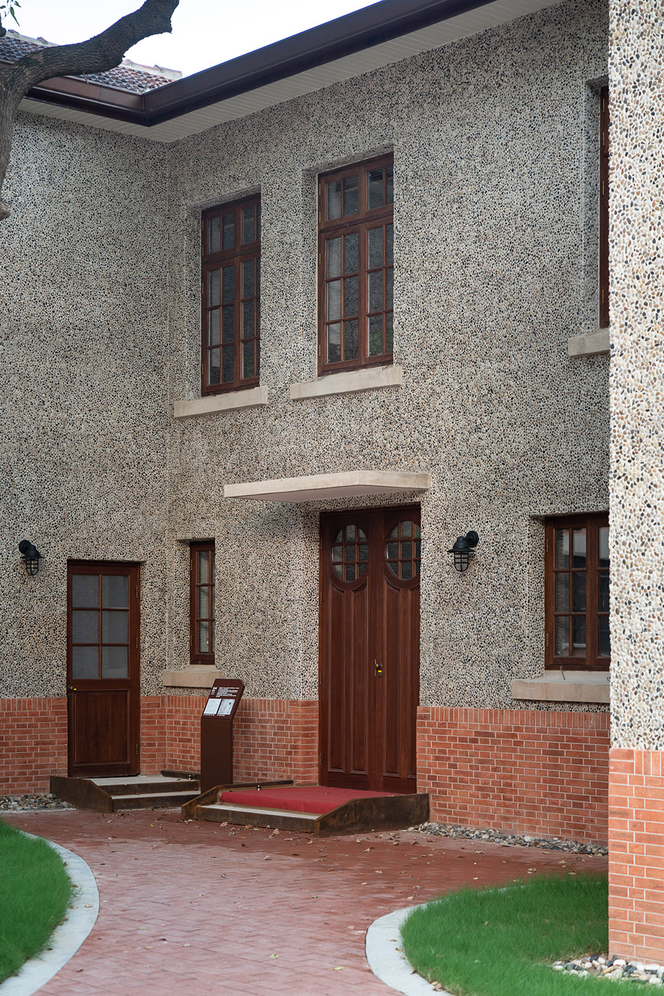 the renewal of the former ewo cotton mill by ecadi