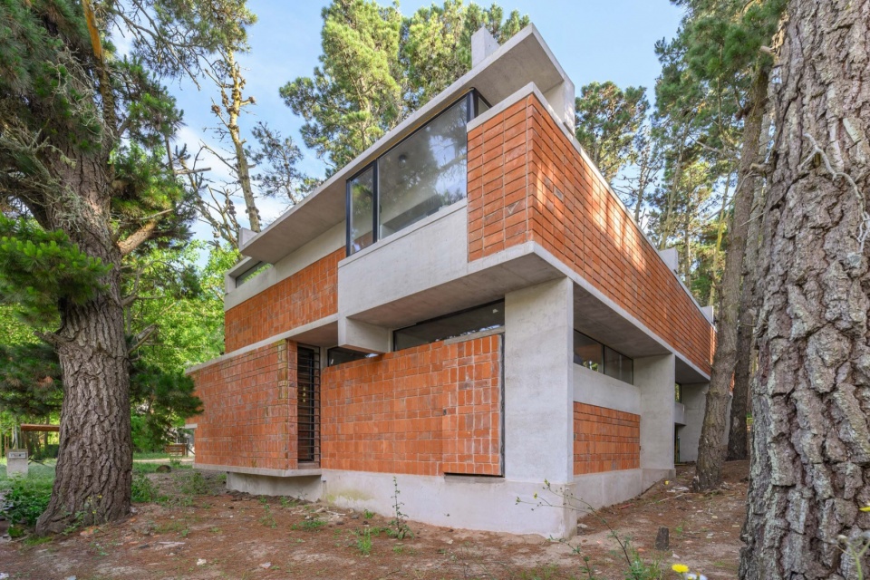 house in mar azul BARRIONUEVO VILLANUEVA ARCHITECTS