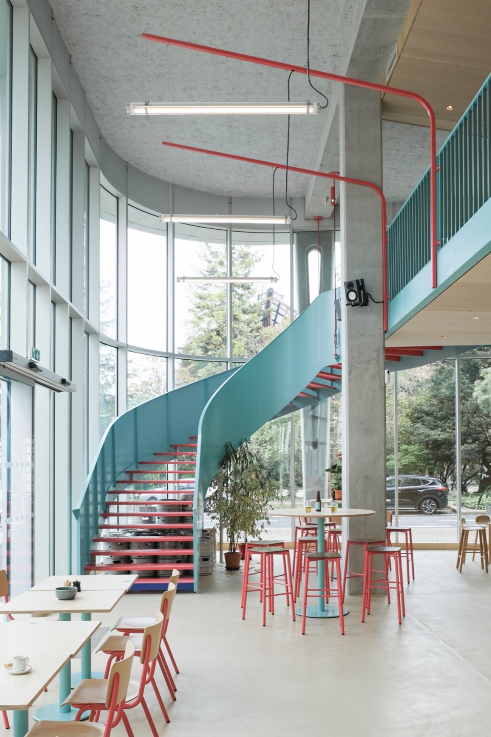 mashup bar restaurant and microbrewery by vous architecture design