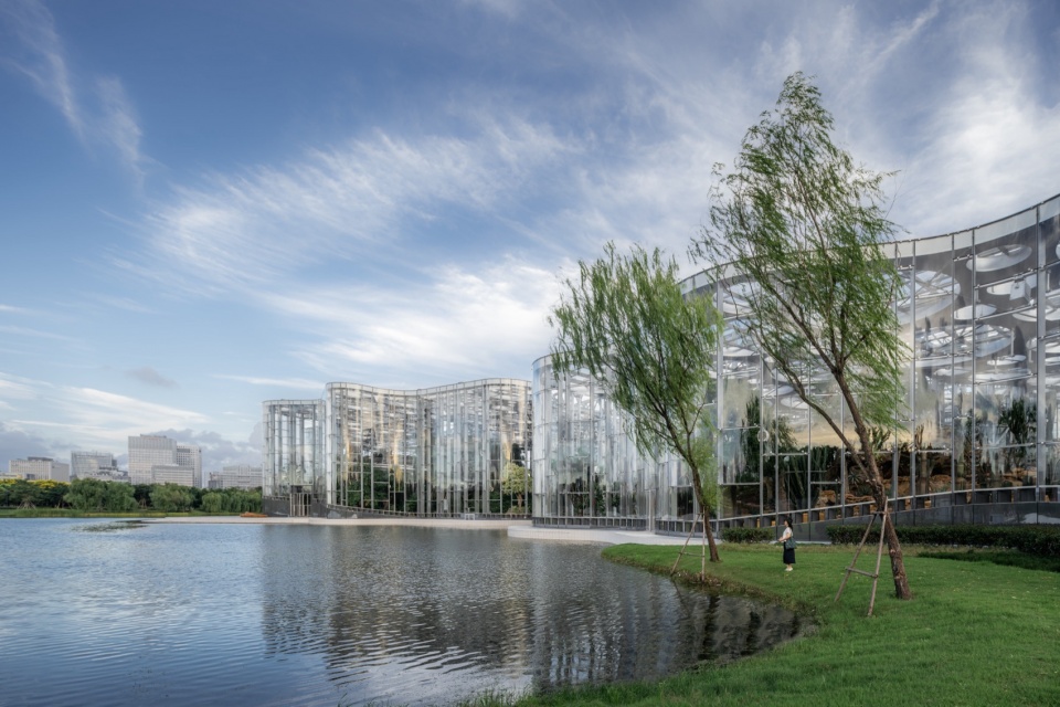 Expo Cultural Park Greenhouse Garden CreateAR exterior parkfront
