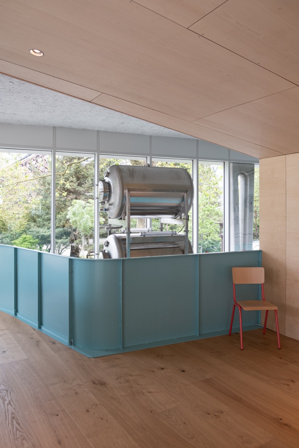 mashup bar restaurant and microbrewery by vous architecture design