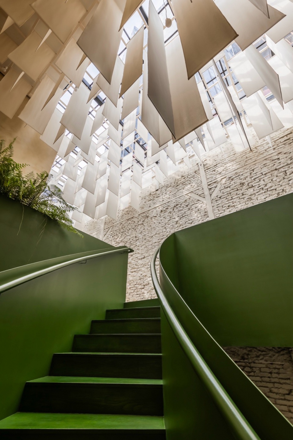 pct23 interior atrium morico